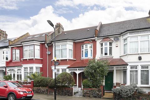 13 Cleveleys Road, London, E5 9JW