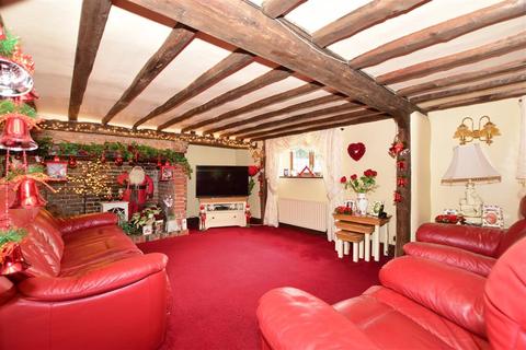 9 Brook Lane, Snodland, ME6 5JS