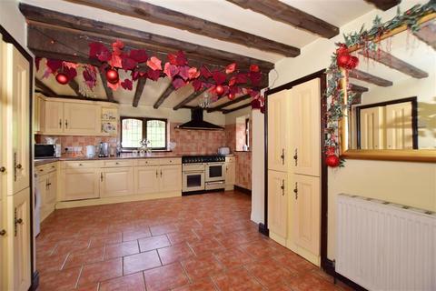 9 Brook Lane, Snodland, ME6 5JS