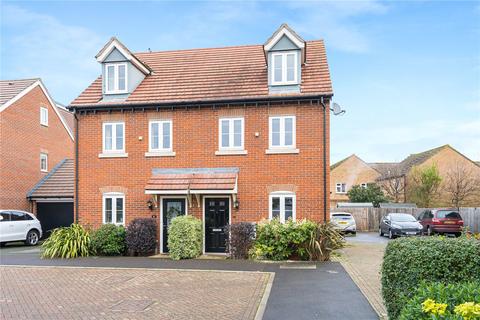 84 Corbetts Way, Thame, OX9 2FN