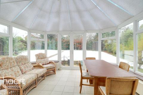 9 The Maples, Fulbourn, Cambridge, CB21 5DW