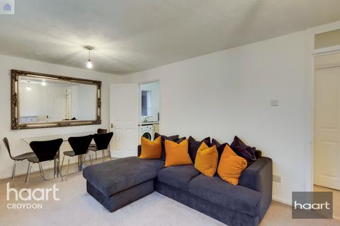 182 Franklin Way, Croydon, CR0 4UW