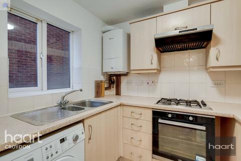 182 Franklin Way, Croydon, CR0 4UW