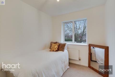 182 Franklin Way, Croydon, CR0 4UW