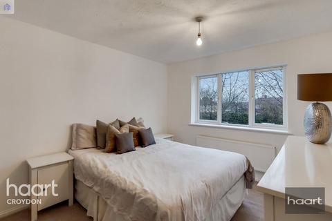 182 Franklin Way, Croydon, CR0 4UW