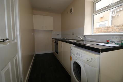 1 bedroom flat to rent, Patrick Street, Grimsby, DN32