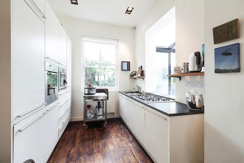 37 All Saints Road, London, W11 1HE