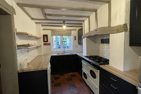 3 bedroom semi-detached house to rent, High Street, West Midlands, B46
