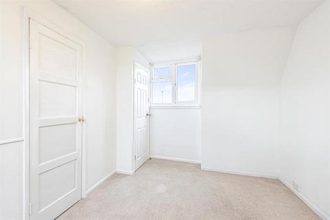 31 First Avenue, Wetherby, LS22 6JL