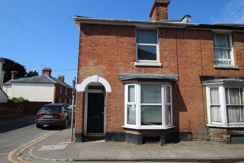 3 bedroom terraced house to rent, York Road, Canterbury