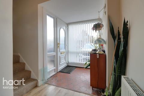 44 Cheapside East, Rayleigh, SS6 9JU