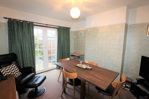 86 Alderton Road, Woodside, Croydon, CR0 6HJ