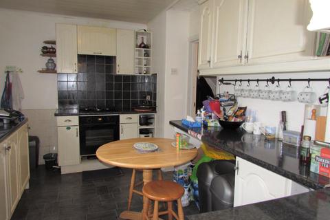 8 Bardon Road, Manchester, M23 1HX