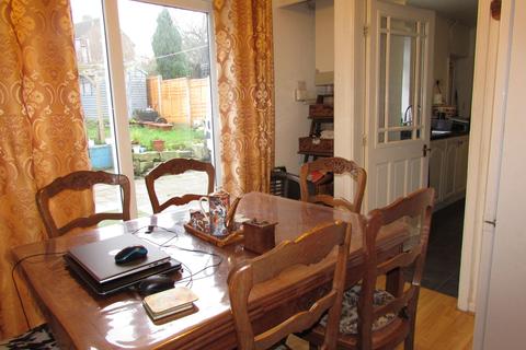 8 Bardon Road, Manchester, M23 1HX