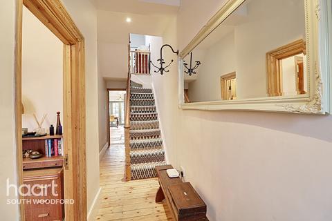 22 Marlborough Road, London, E18 1AP