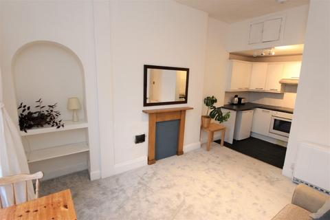 1 bedroom flat to rent, Wardlaw Street, Gorgie, Edinburgh, EH11