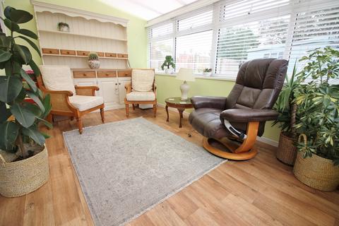 12 Bartons Close, Southport, PR9 8NF