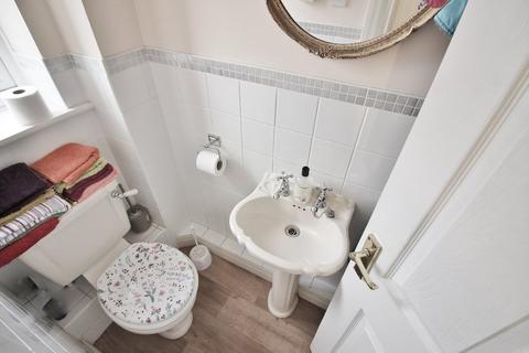 12 Bartons Close, Southport, PR9 8NF