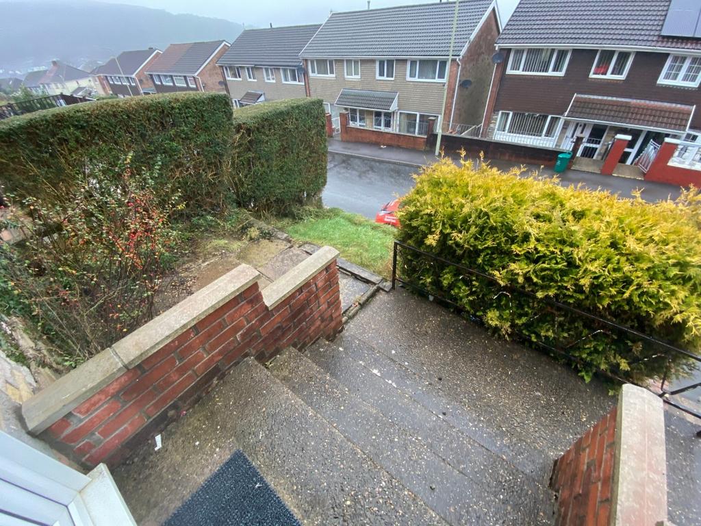 Glynfach Porth Porth 3 bed semidetached bungalow £149,995
