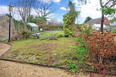 Far Horizons, 13 High Cross Fields, Crowborough, TN6 2SN
