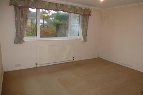 Far Horizons, 13 High Cross Fields, Crowborough, TN6 2SN