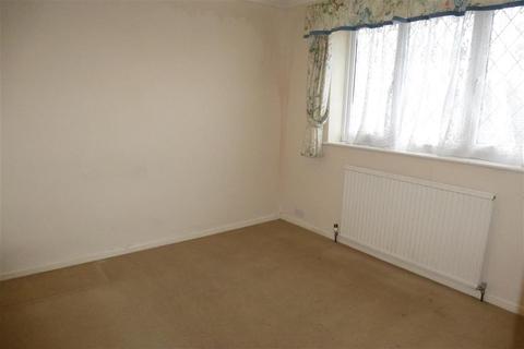 Far Horizons, 13 High Cross Fields, Crowborough, TN6 2SN