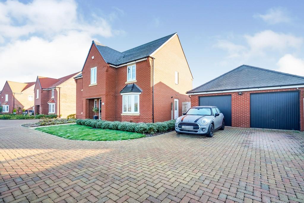 Aldridge Way, Horsford, NR10 4 bed detached house £450,000