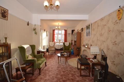 101 Essex Road, Romford, RM7 8BB