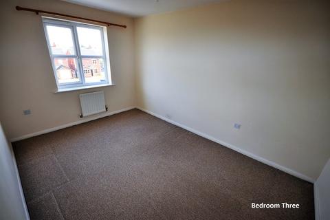 43 Millcroft Close, Thorne, Doncaster, DN8 4DR