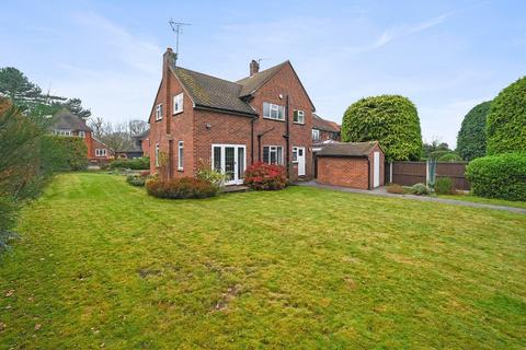 The Wickets Links Drive, Chelmsford, CM2 9AW