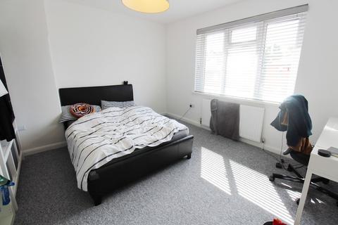 6 bedroom semi-detached house to rent, Harefield Road, Southampton