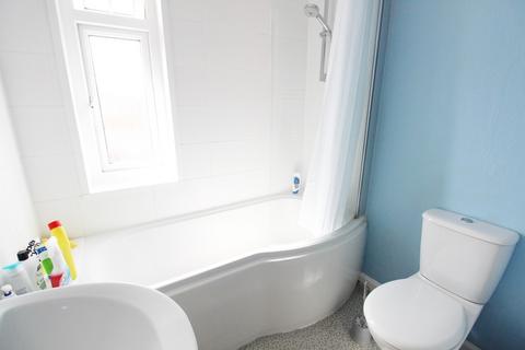 6 bedroom semi-detached house to rent, Harefield Road, Southampton