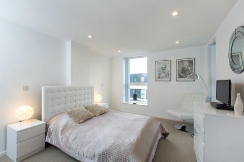 1 bedroom apartment to rent, Pear Tree Street, EC1V