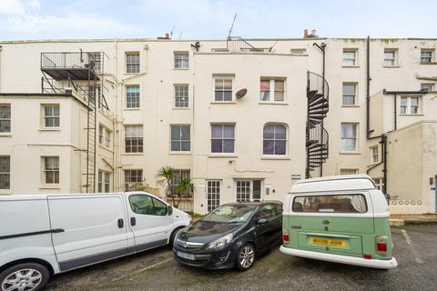 Studio to rent, Sillwood Place, Brighton, East Sussex, BN1