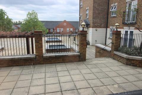 28 Brook Square, London, SE18 4NB