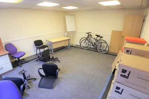 Office to rent, Craven Court, Altrincham