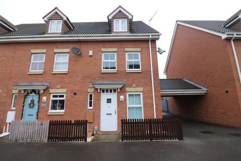 3 bedroom end of terrace house to rent, 38 Woodheys Park