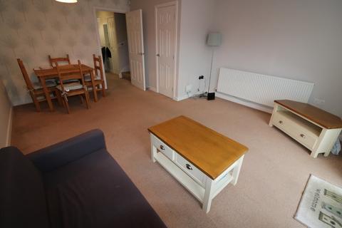 3 bedroom end of terrace house to rent, 38 Woodheys Park