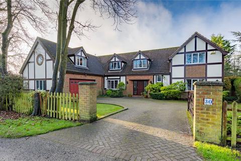 30 Ings Lane, Waltham, Grimsby, DN37 0HB