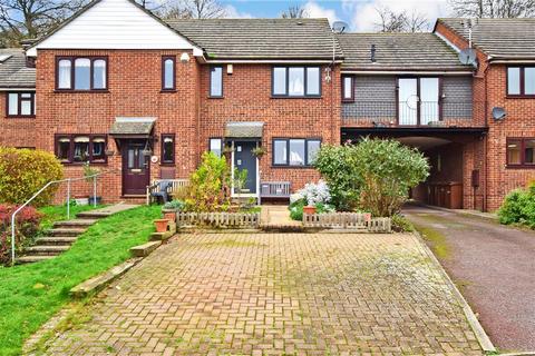 24 Brissenden Close, Upnor, Rochester, ME2 4XW