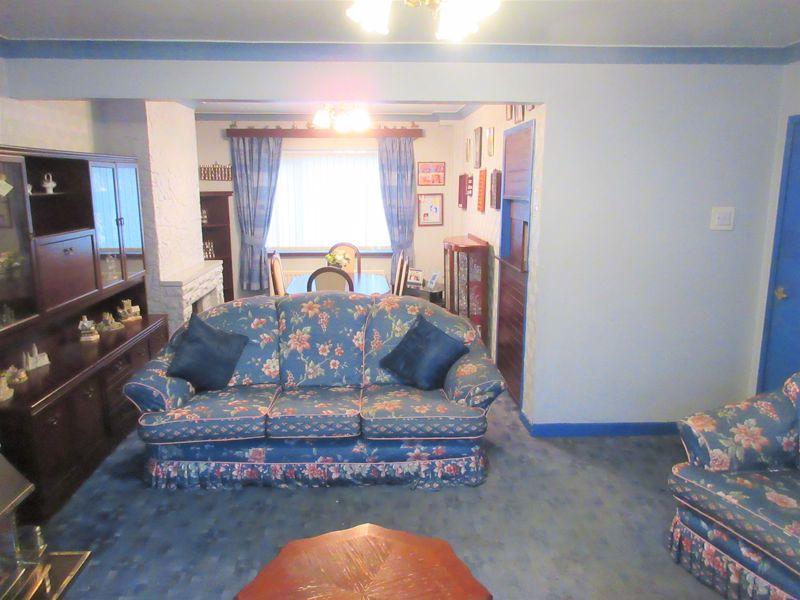 Wimperis Way, Great Barr 3 bed semidetached house £220,000