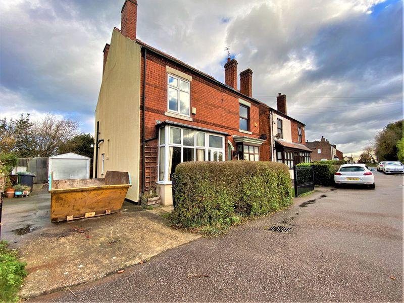 Upper Landywood Lane, Walsall WS6 7AU 3 bed terraced house £200,000