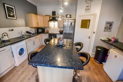 2 bedroom flat for sale, Skelmersdale Road, Clacton-On-Sea CO15