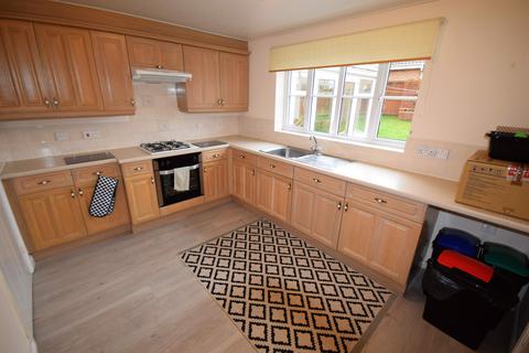 4 bedroom detached house to rent, Dalesman Drive, Carlton Grange, Carlisle