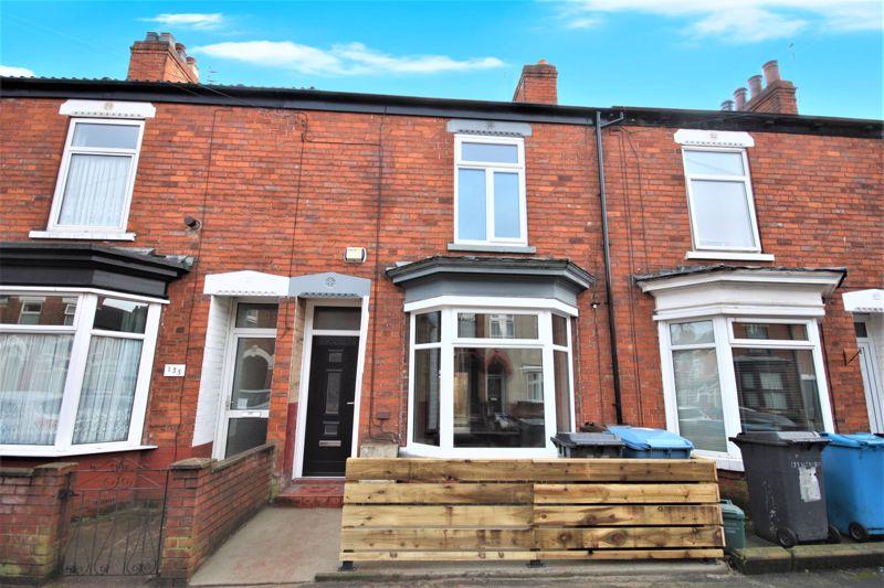 Blenheim Street, Hull, HU5 2 bed terraced house £120,000