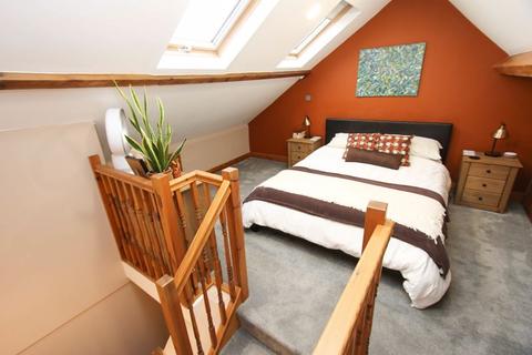 77 Strode Road, Clevedon, BS21 6QE