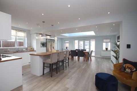 10 Argyle Avenue, Margate, CT9 5RW
