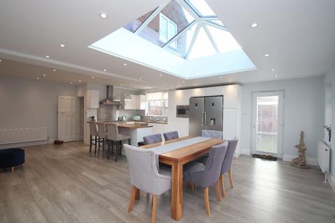 10 Argyle Avenue, Margate, CT9 5RW