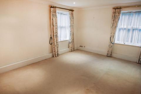 Flat 2, Delancey Court Wimblehurst Road, Horsham, RH12 2DU