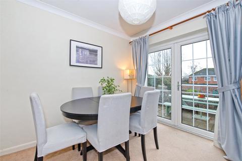 3 bedroom end of terrace house to rent, Terrington Hill, Marlow, Buckinghamshire, SL7